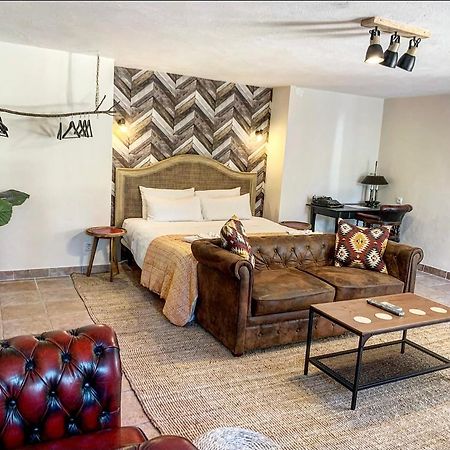 Jardines De La Reina Boutique Bed & Breakfast Marbella Exteriör bild