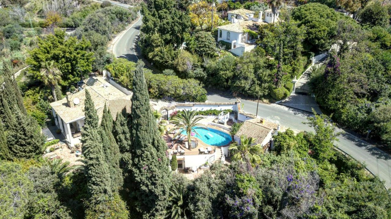 Jardines De La Reina Boutique Bed & Breakfast Marbella Exteriör bild