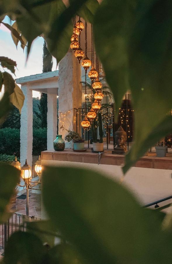 Jardines De La Reina Boutique Bed & Breakfast Marbella Exteriör bild