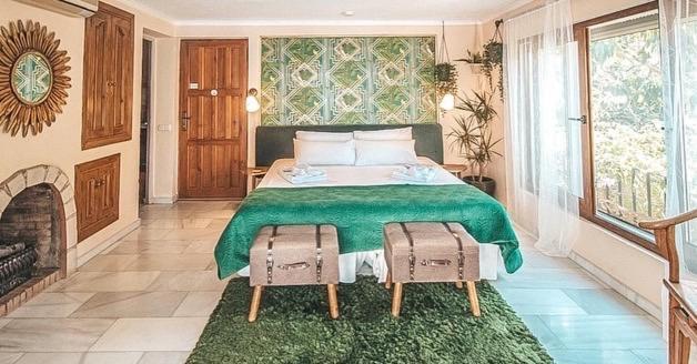 Jardines De La Reina Boutique Bed & Breakfast Marbella Exteriör bild